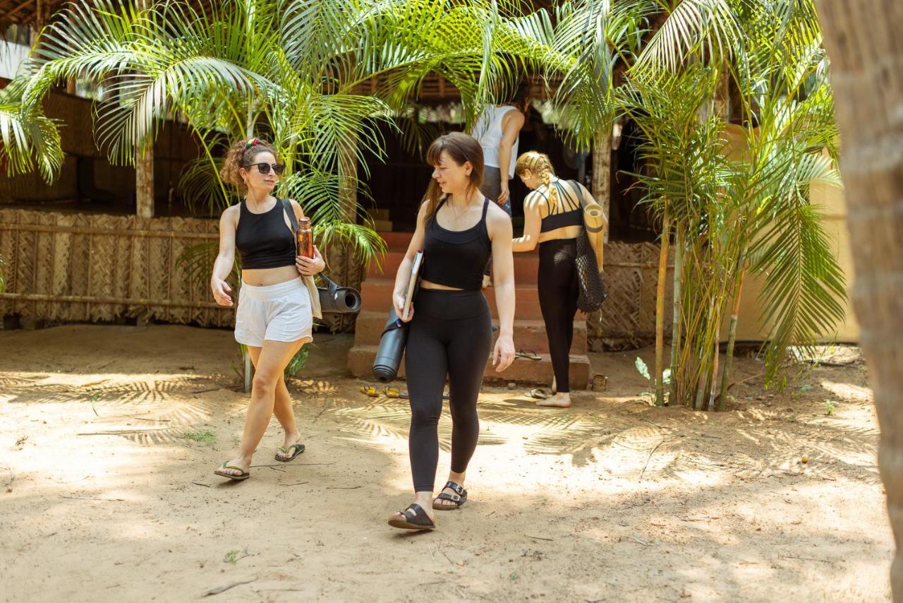 Palm Trees Ayurvedic Heritage Patnem Beach Bagian luar foto